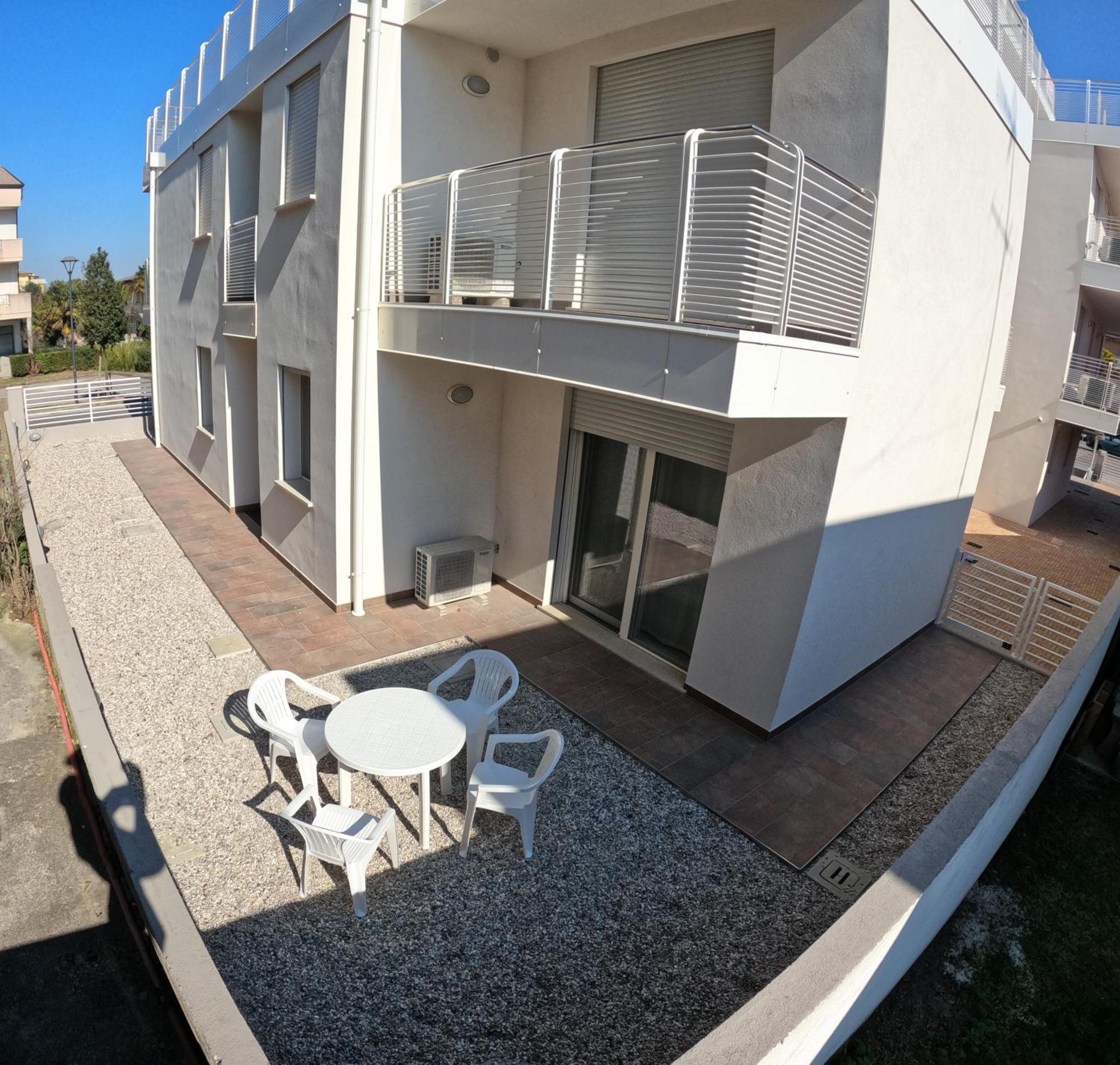 Residence Al Molo - Agenzia Cocal Caorle Buitenkant foto